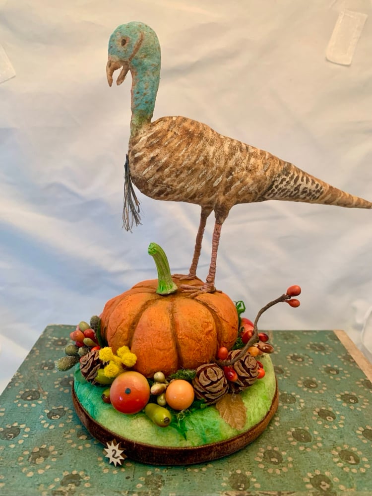 Image of Turkey Hen Figure 2