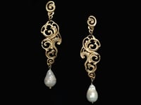Image 2 of NUAGES BAROQUE Big Earring with Drop Pearl 
