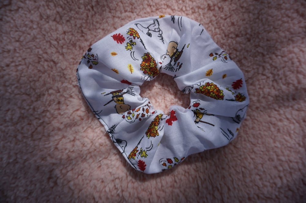 Image of White Fall Snoopy Scrunchie/ Headband/ Mask 