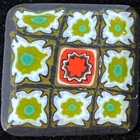 13mm x 13mm 1.32g - 4 color/ 9 window burst