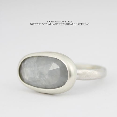 Image of GREY SAPPHIRE RING 1