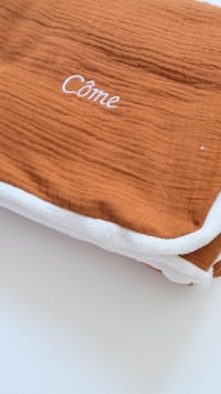Image 4 of Couverture caramel