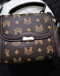 Brown Medium Fashion Purse