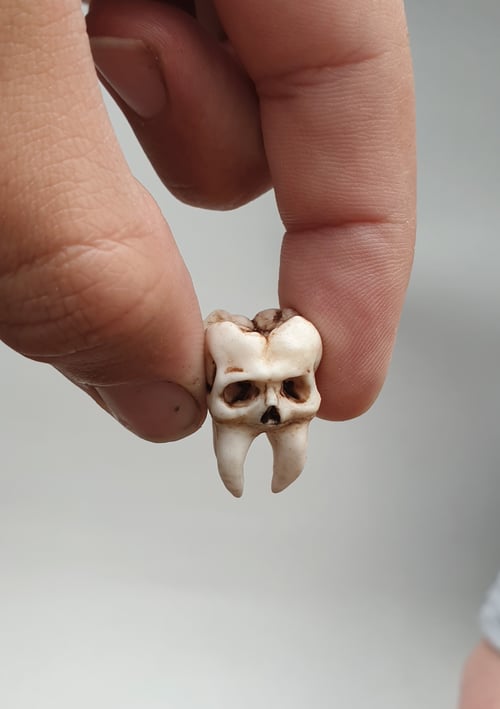 Image of Cavity Keyring