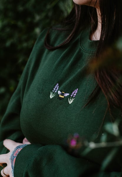 Image of Lavender Bee Embroidered Sweatshirt ~ Forest Green