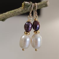 Image 3 of Perla B&W