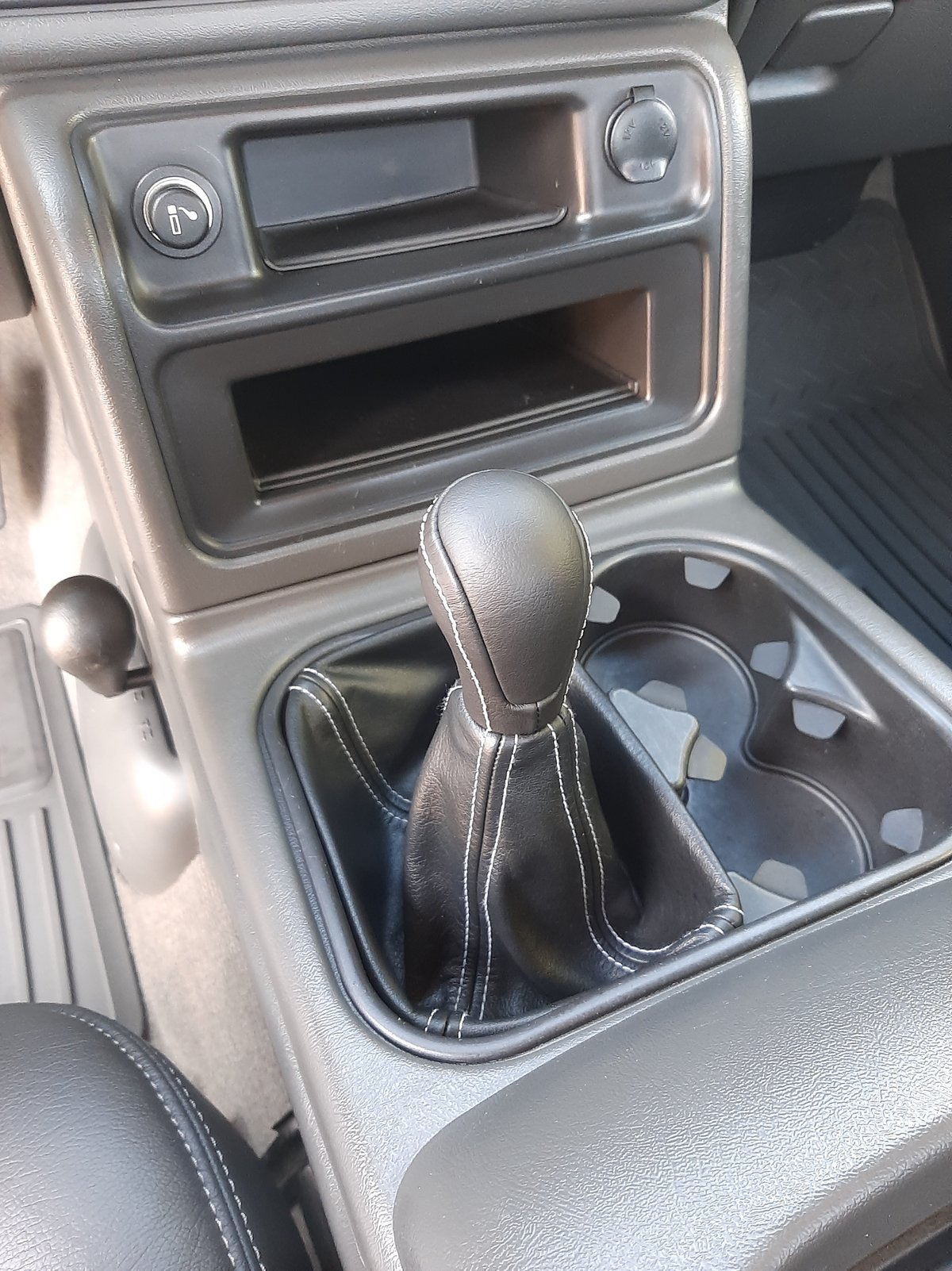 Modified Cupholder Leather Shift Boot Silverado Custom Remote