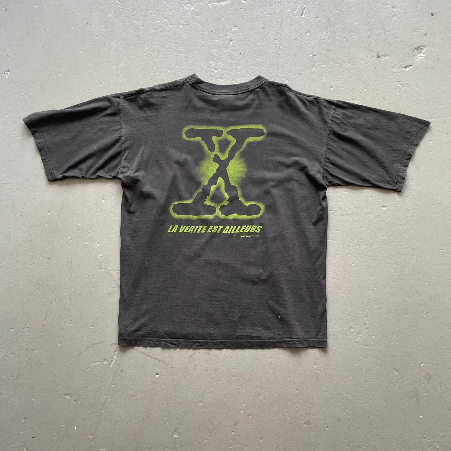 Image of Vintage 1996 X-Files T-shirt size xl 