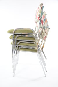 Image 4 of Chaises chromées vert & motif