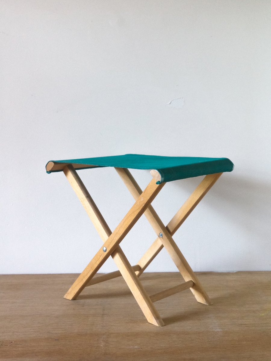 Image of camp stool *ONLY PICK-UP/LOCAL DELIVERY