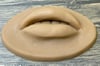 Spot On Skins - Realistic Lips with Teeth 