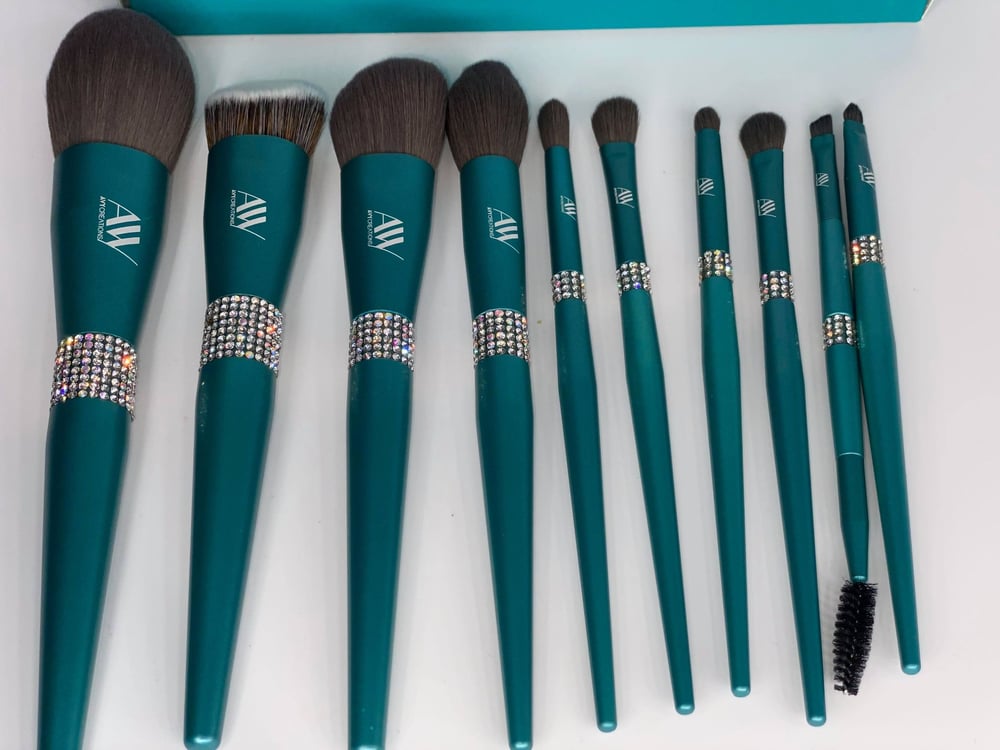 Image of Navy Diamond 10 PCS Luxury Brush Set