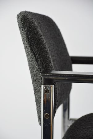 Image of Chaise chromé bouclette noire