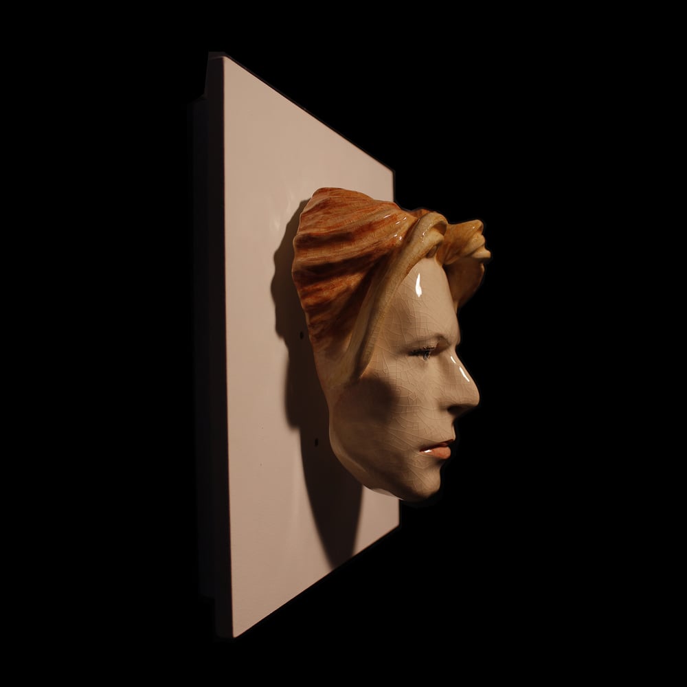 David Bowie - LED Version - Painted The Man Who Fell To Earth Sculpture