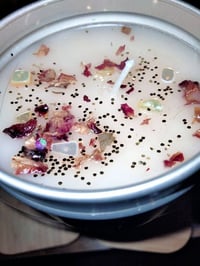 Image 4 of Rose Scented Rose Quartz Candle 