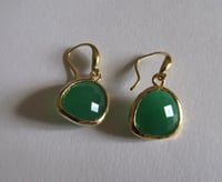 Image 2 of Kate Middleton Duchess of Cambridge Queen Letizia Green Onyx Yellow Gold Drop Earring & Necklace Set