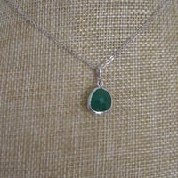 Image 4 of Kate Middleton Duchess of Cambridge Queen Letizia Green Onyx Silver Drop Earring & Necklace Set