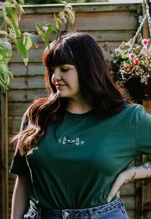 Image of Lavender Bee Embroidered Organic T-Shirt ~ Bottle Green