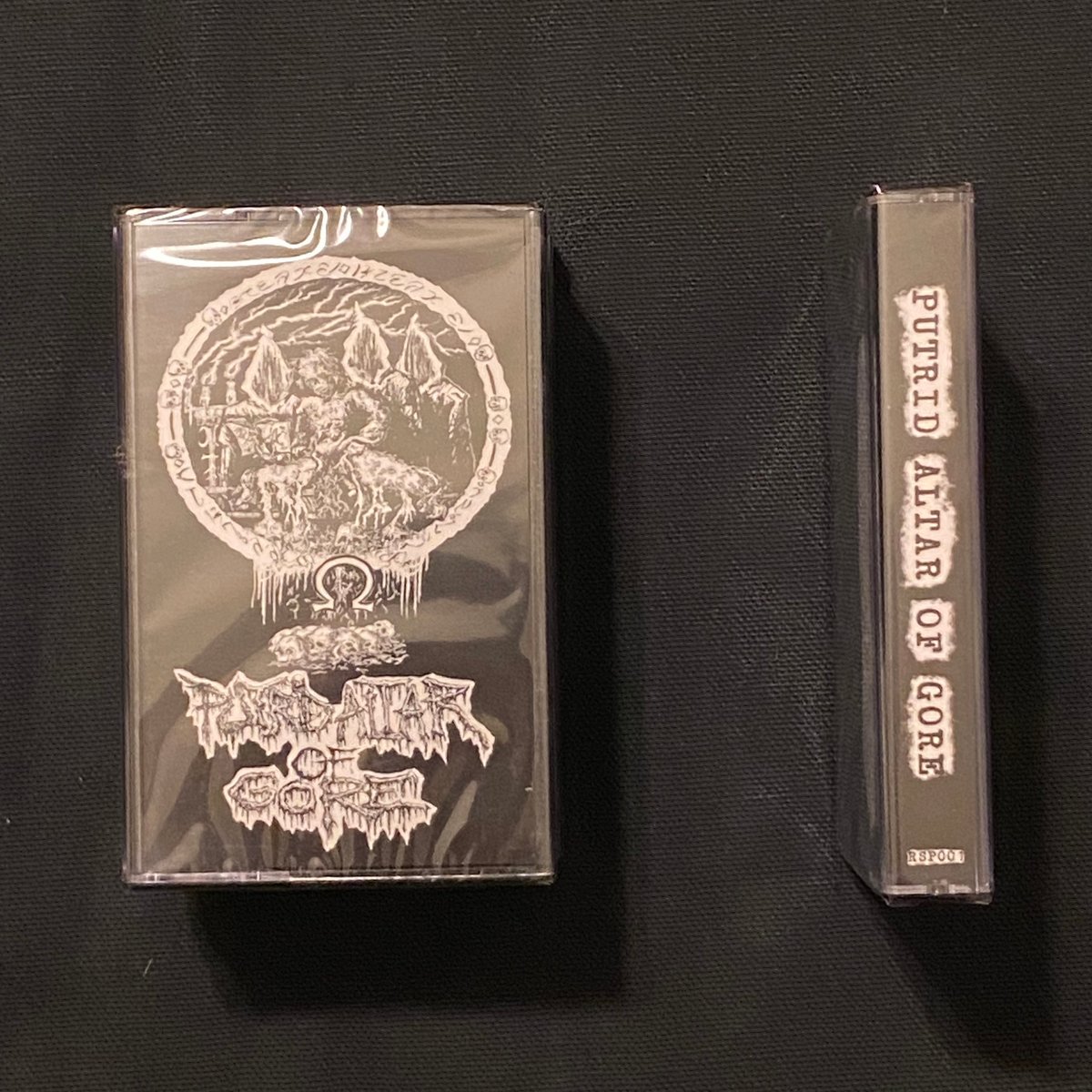 4723F550-2F45-42B1-B8E5-