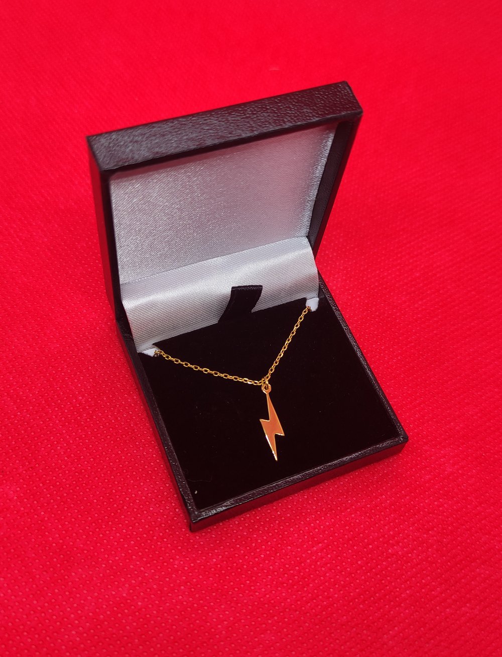 Gold Lightning Bolt Necklace (925 Sterling Silver)