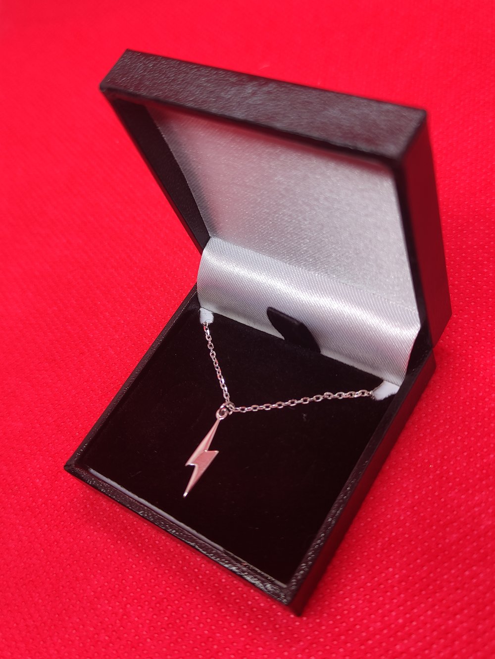 Lightning Bolt Necklace (925 Sterling Silver)