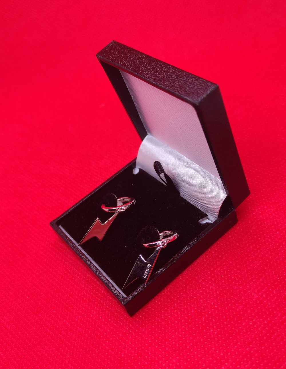 Lightning Bolt Cubic Zircon Earrings (925 Silver)