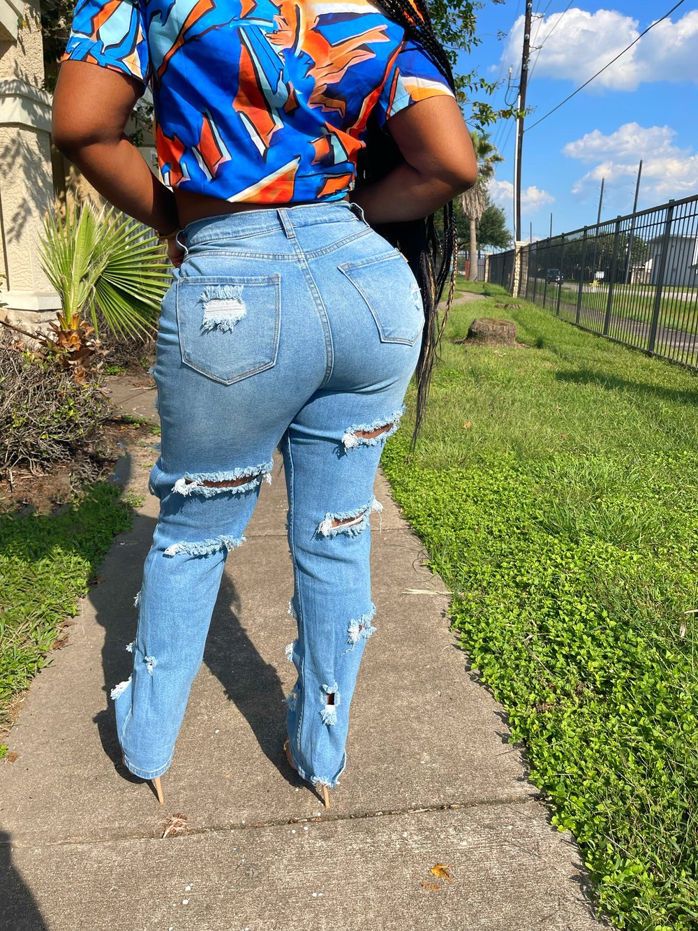 BOYFRIEND JEANS
