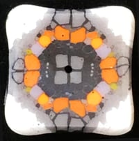 13mm x 13mm 2.29g White cornered orange circling a grey window in a 4 quadrant chip