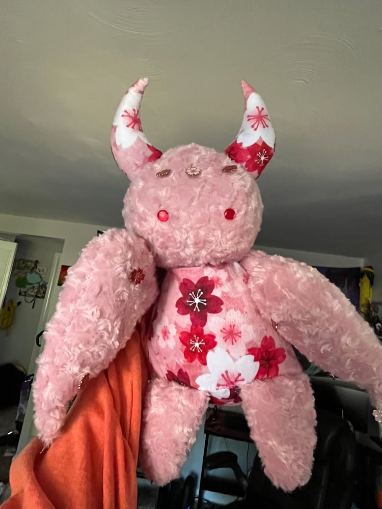 Image of Cherizub the Cherry Blossom Devil Bat!