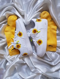 Image 5 of AIR FORCE 1 X SUNFLOWER KENDYKICKS 