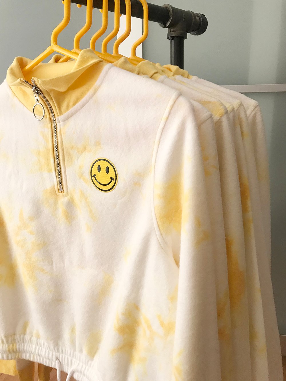 Image of Smiley Face Cropped Fleece