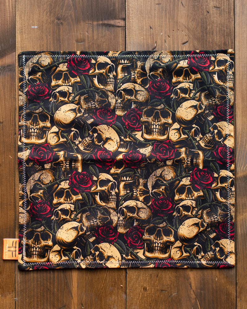 Image of Skulls and Roses