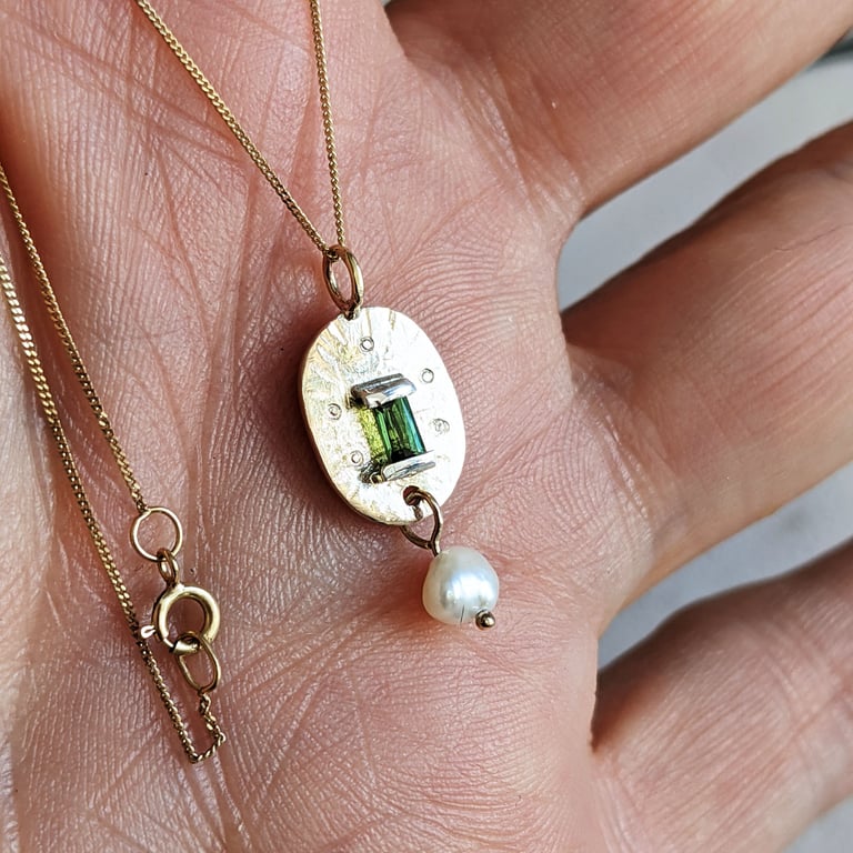 Eco Gold Orbit Pendant Image 5