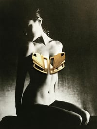 Image 4 of PLISSÉ SILHOUETTE Earring