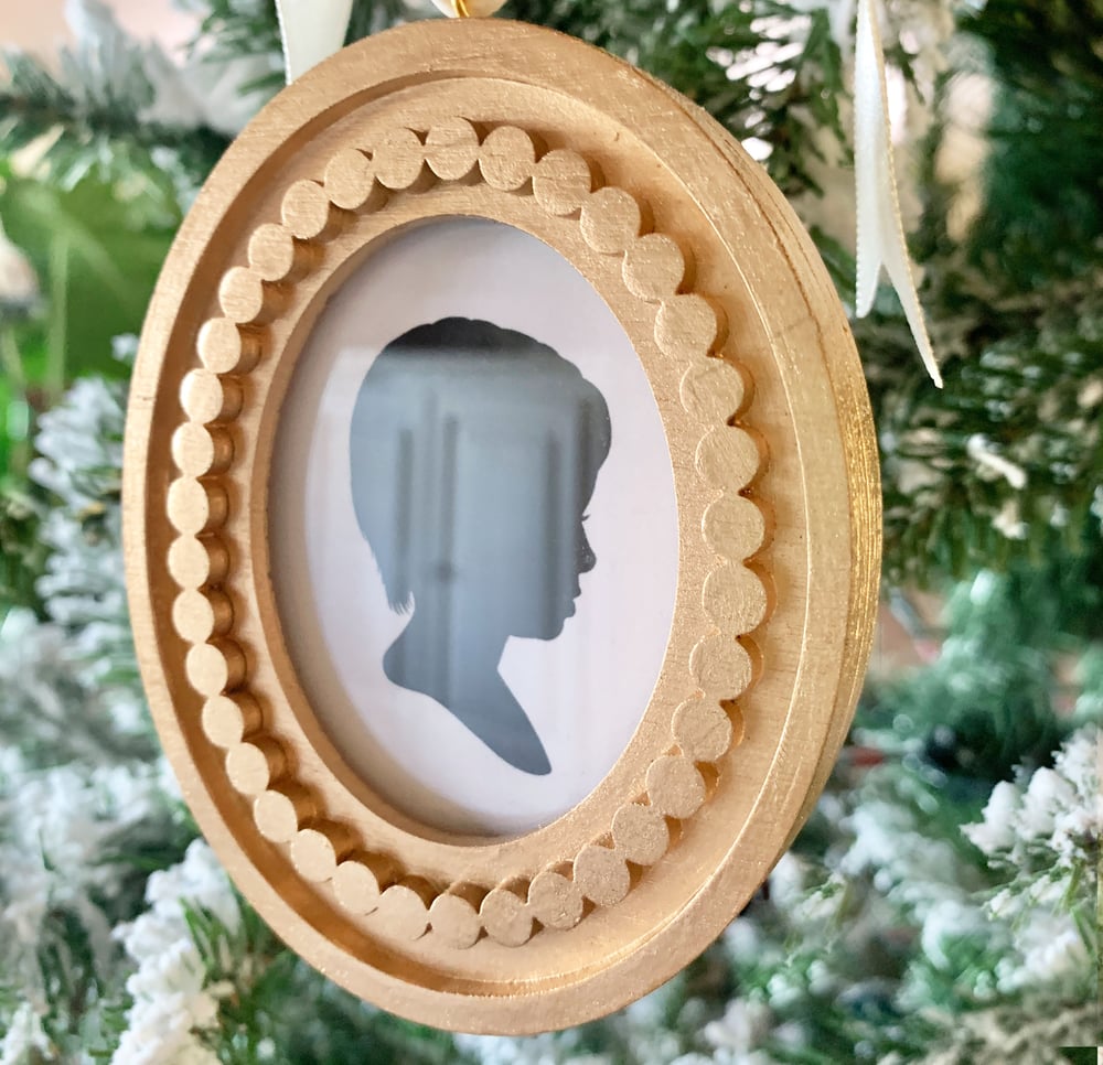 Image of Classic Oval Framed Silhouette Ornaments in Gold or Silver