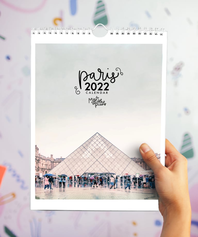 2022 Paris France wall calendar