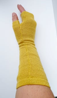 Image 3 of Wrist warmers yellow