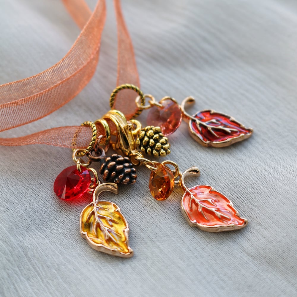 Image of AUTUMN LEAVES Crystal Stitchmarkers