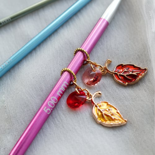 Image of AUTUMN LEAVES Crystal Stitchmarkers