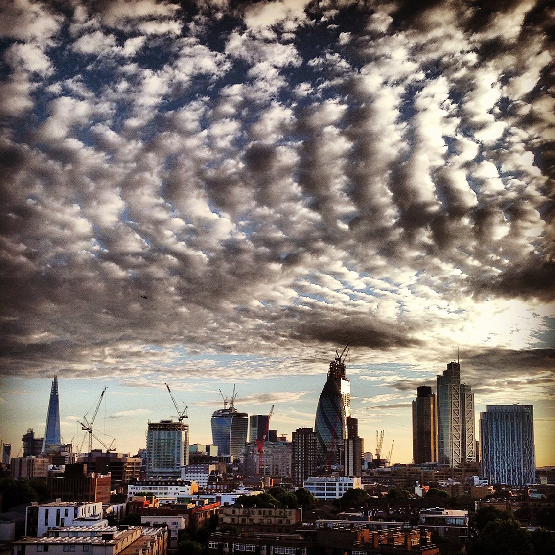 Image of London Sky-24-07-2013, 20:06:08hr