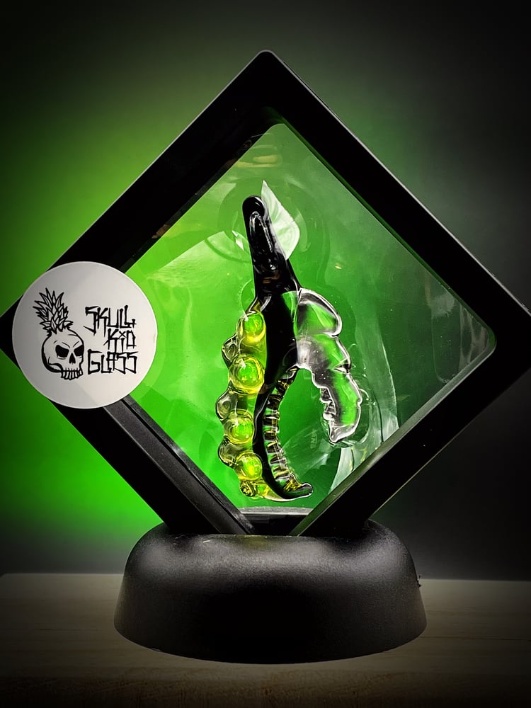 Image of Lobster Claw Pendy 2