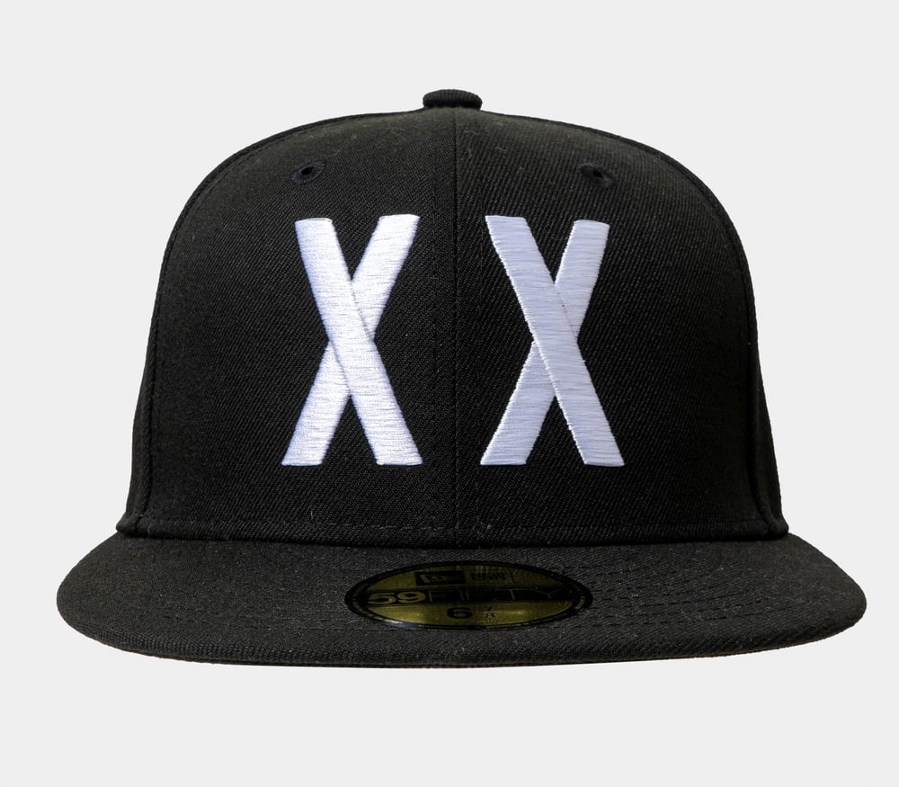 Image of 10 Year Anniversary XX Fitted New Era