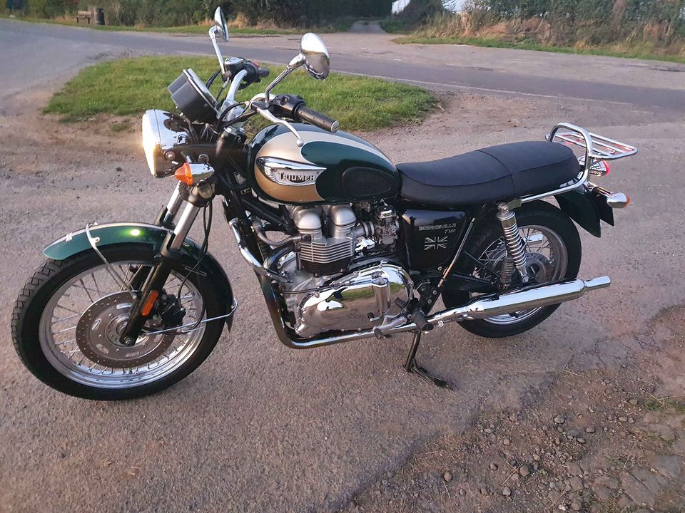 2004 Triumph Bonneville