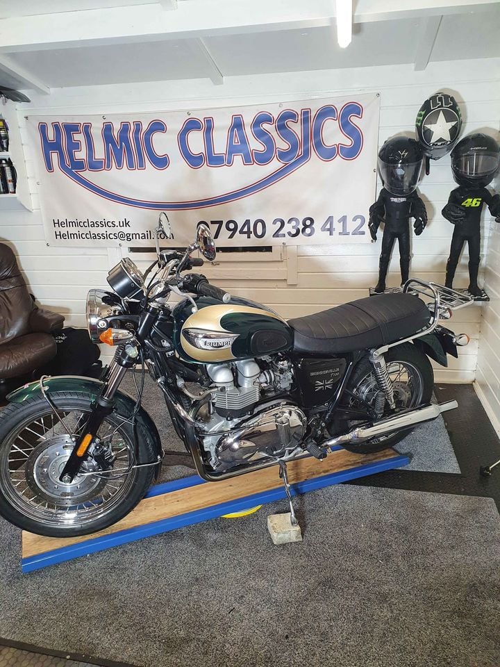 2004 Triumph Bonneville