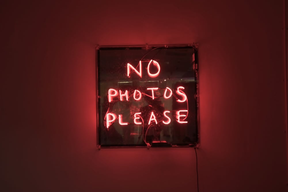 Image of No photos please 