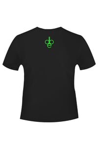 Image 2 of Wearing all black tshirt GR/BLACK