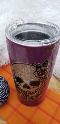 Image 3 of Wild Skull 18.5 oz Tumbler