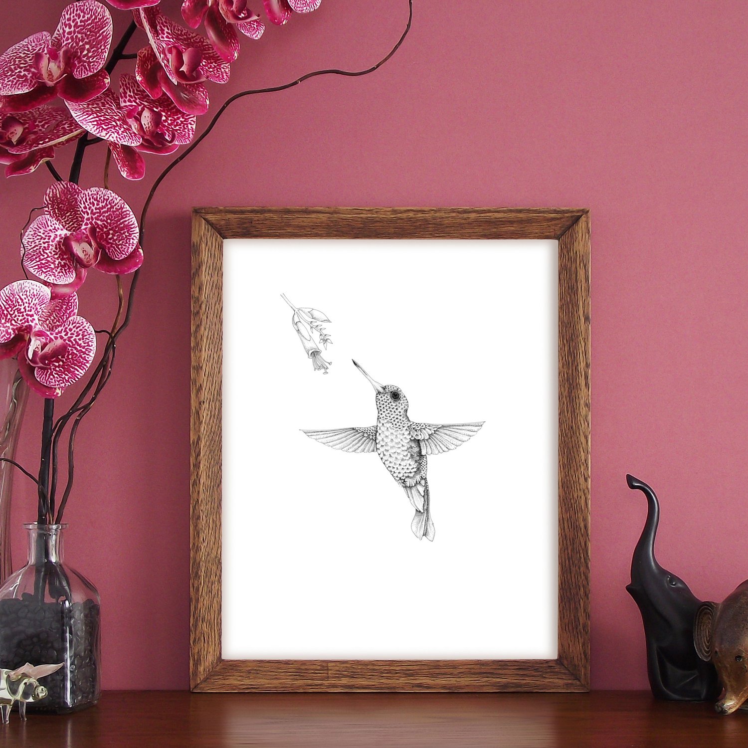 Image of Black & white print of a feeding hummingbird 
