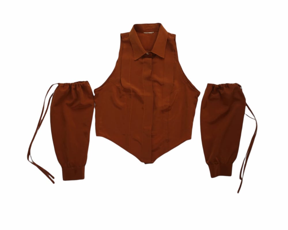 Image of Camisa con mangas fruncidas.