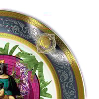 Image 3 of Queen of the apes- Large Fine China Plate - #0773